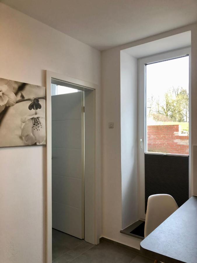 Erdgeschoss-Appartement Mit Seeterasse Ahrensbok Екстер'єр фото