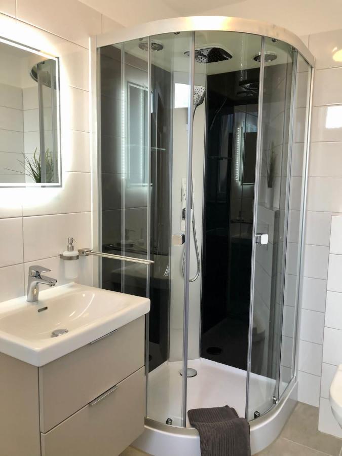 Erdgeschoss-Appartement Mit Seeterasse Ahrensbok Екстер'єр фото